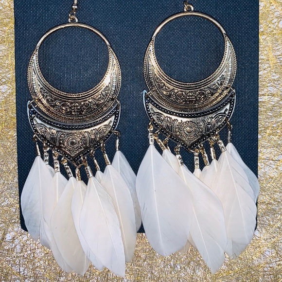 Ava & Aiden Jewelry - Ava & Aiden Gold Feather Drop Earrings